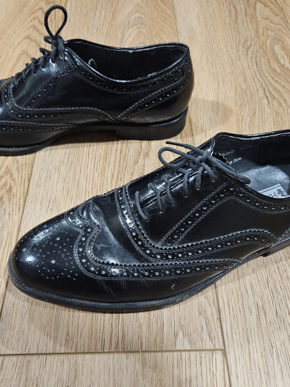 Men's Black Wingtip Brogue Derby Dress Shoes